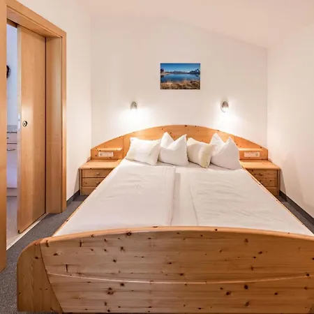 Helena アパート *