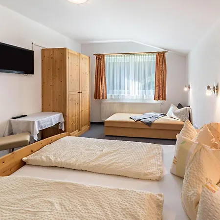 アパート Helena *